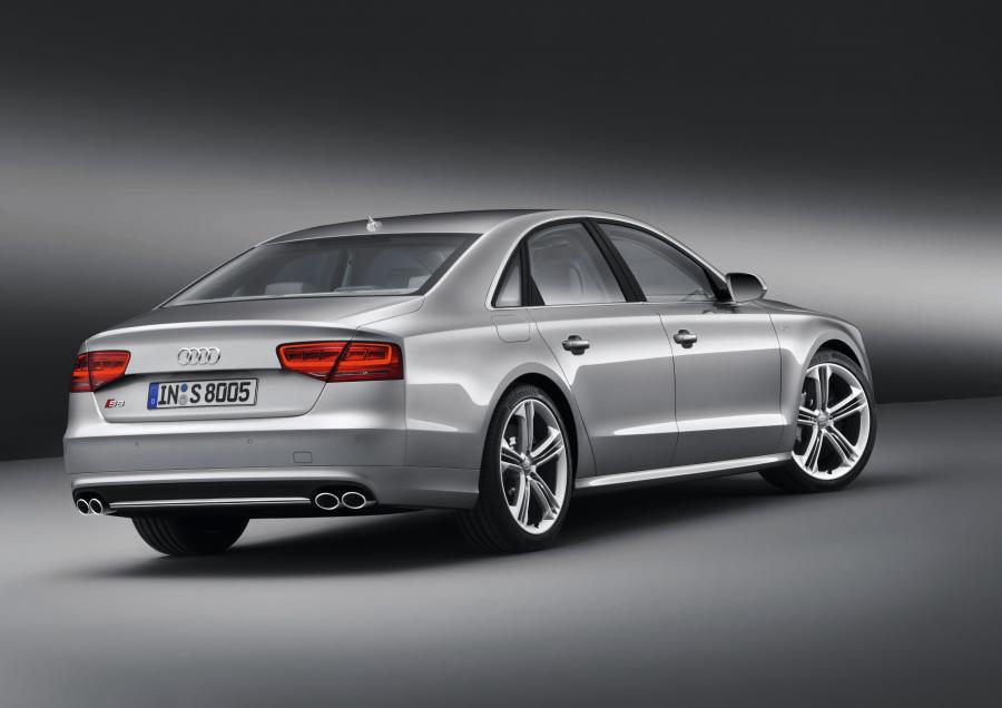  Audi S8 (D4) 2012 года  (WW) (фото 11 из 59)
